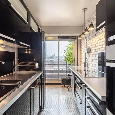 Daire Guestready - Skyline Serenity With Panoramic Views *